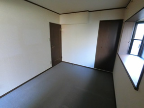 【寝室】