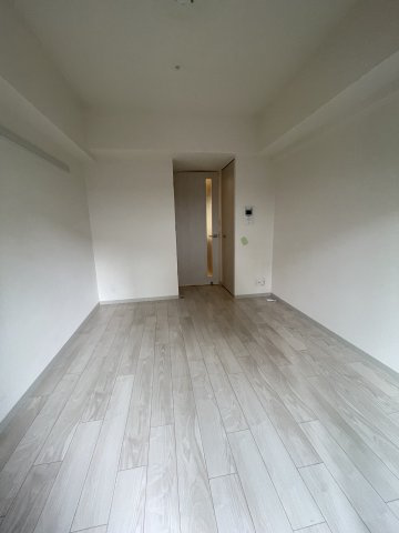 プレサンス南森町駅前