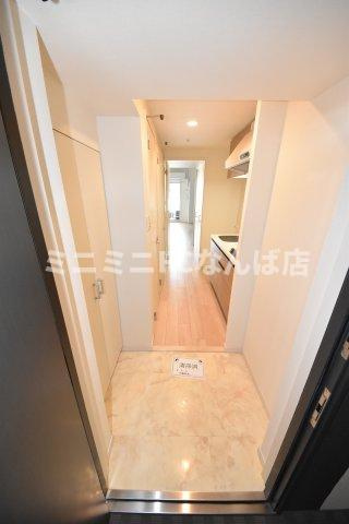 スプランディッド淀屋橋ＤＵＥの玄関