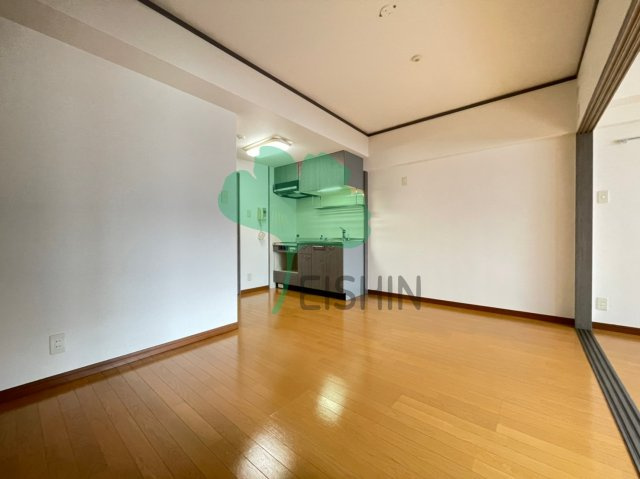 ロイヤル神屋