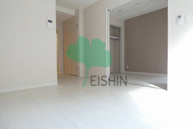 リアンレガーロ博多ステーションの居間・リビング|アレンジ自由自在の広々空間です！