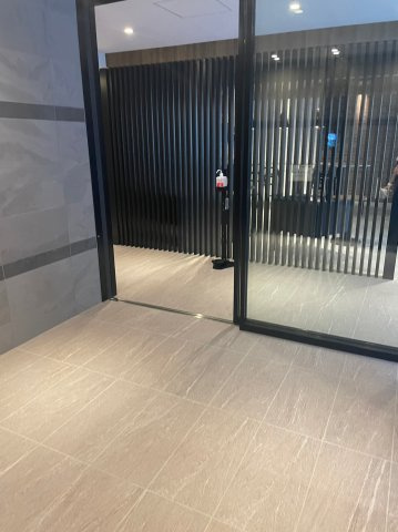 パークアクシス上野EASTのエントランス