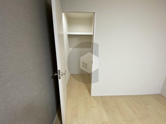 フジパレス高井田西1番館の収納