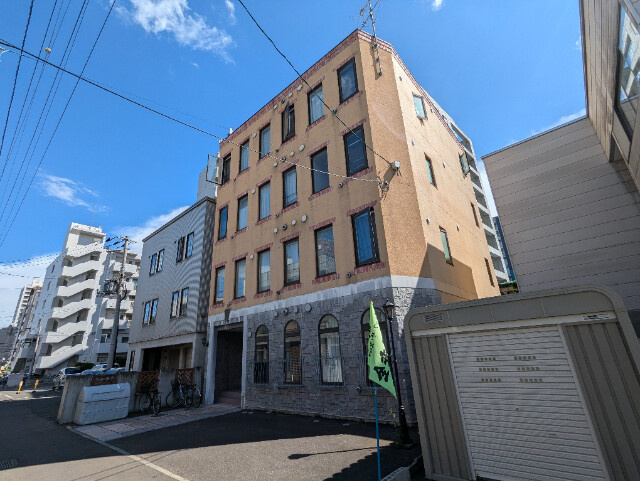 レラ円山