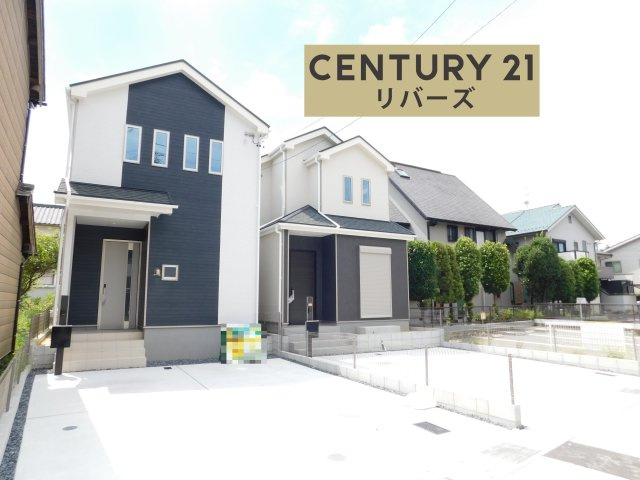名古屋市港区東茶屋１丁目の新築一戸建の前面道路含む現地写真|☆残り１棟☆　　新価格！！いつでも見学できます♪（お問合せ当日、平日、水曜、夜間でもＯＫ）　敷地４５．８０坪！　駐車並列２台ＯＫ！　天然芝の広い庭付き♪　小・中学校や商業施設徒歩１０分圏内の好立地♪
