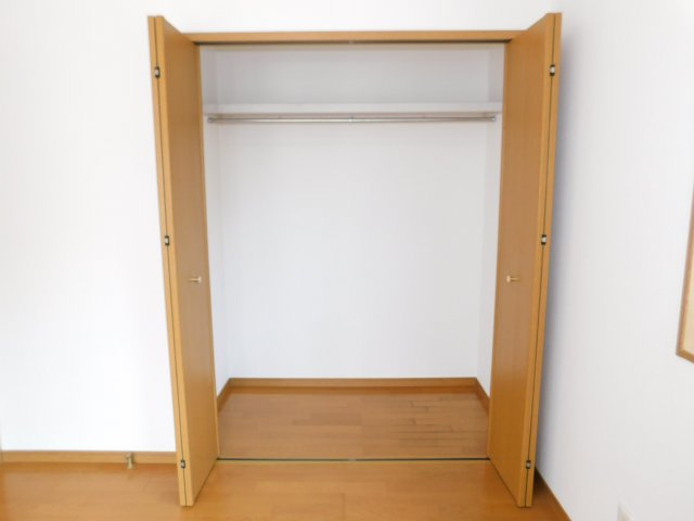 名古屋市北区中味鋺３丁目の中古一戸建の収納|◇クローゼット◇　　全居室に洋服や荷物がスッキリと片付づく収納完備！