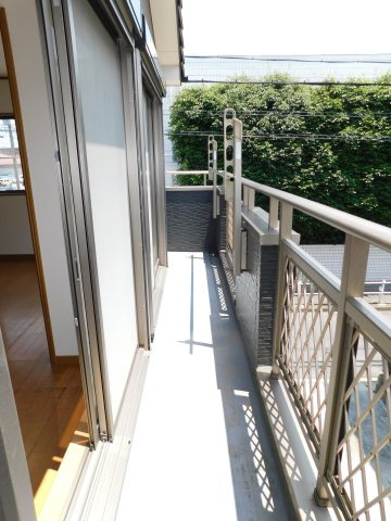 名古屋市北区中味鋺３丁目の中古一戸建のバルコニー|◇バルコニー◇　　南面で陽当たり良好なワイドバルコニー♪　