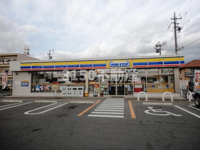 レヴァータの周辺|ミニストップ岐阜西鏡島店まで1,172ｍ