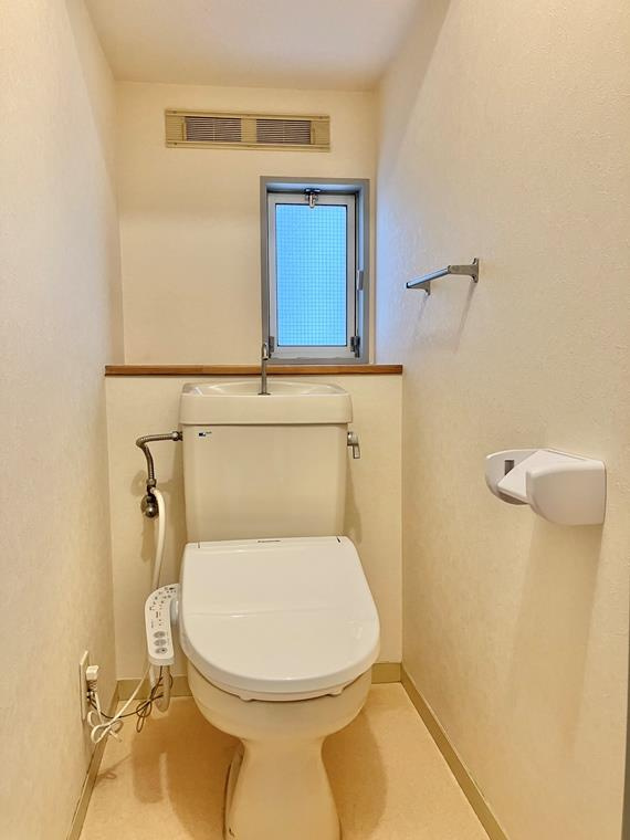 千代田戸建のトイレ|トイレもきれいです