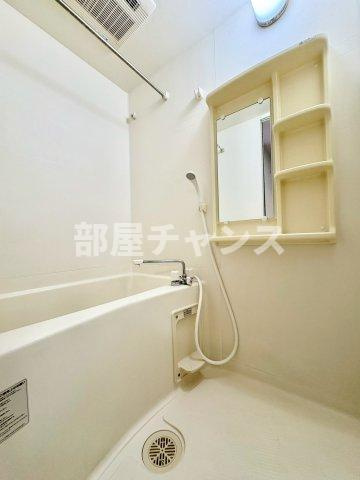 プレサンス名古屋駅前プラチナムの浴室