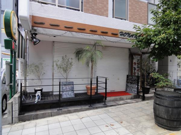 シュロス　ヒロカズ　大手前の外観
