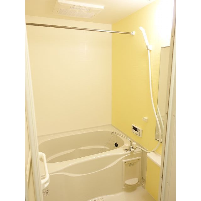 ハーベストＢの浴室