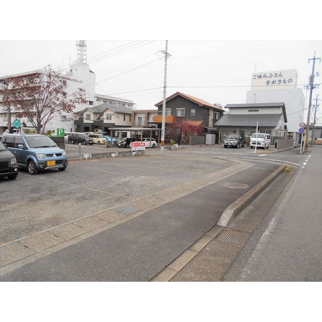 宇佐南4-5-1駐車場の外観