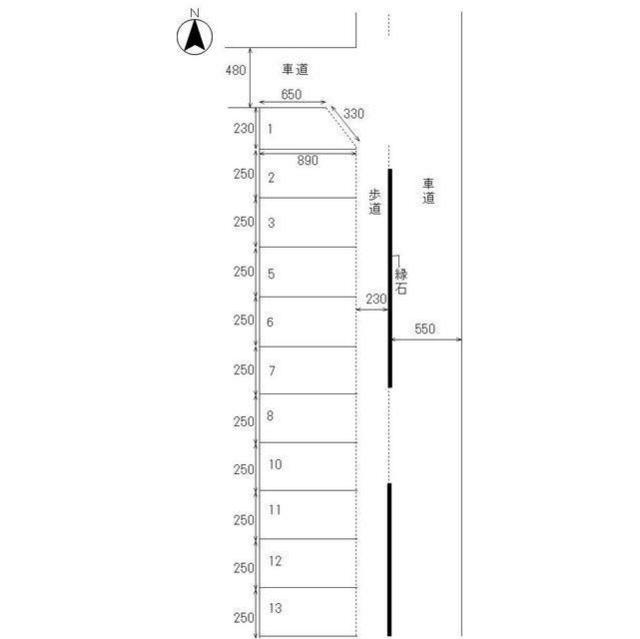 宇佐南4-5-1駐車場の間取り