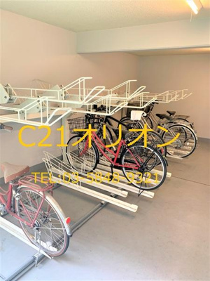 【その他共用部分】 | SKYCOURT　NAKAMURABASHI-3 | 敷地内駐輪場。屋内です