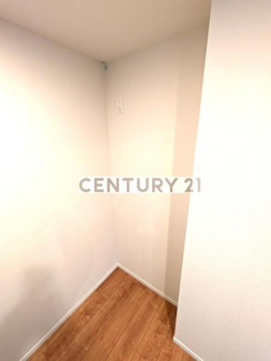 【キッチン】 | ＮＯＧＡＴＡ　ＲＥＳＩＤＥＮＣＥ  | 冷蔵庫など設置スペース
