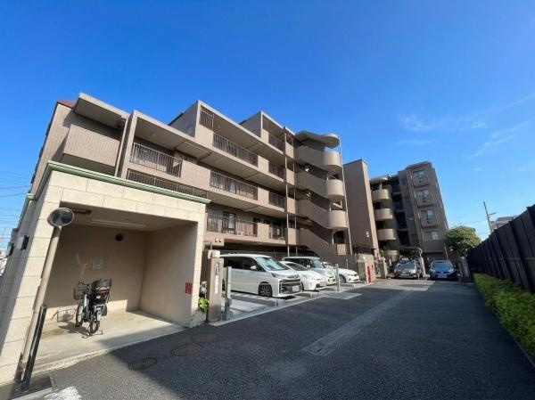 【駐車場】 | ライオンズプラザ武蔵新城 | 空き状況に関しましてはお気軽にお問合せ下さいませ。
