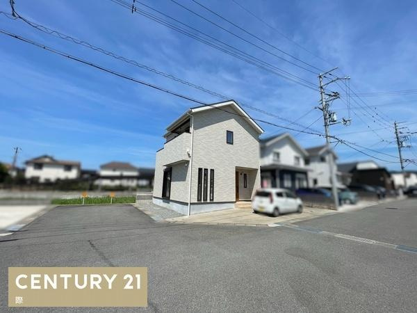岩出市水栖　中古戸建の前面道路含む現地写真