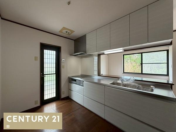 桃山町調月　中古戸建のキッチン