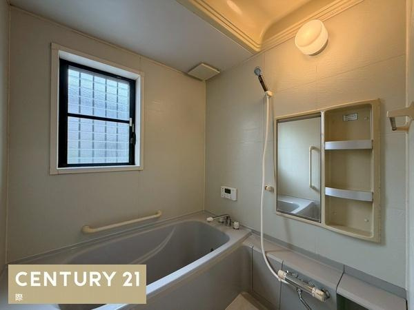 桃山町調月　中古戸建の浴室