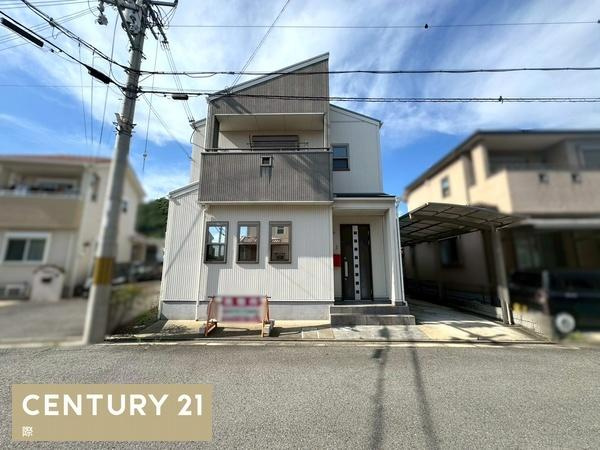 和歌山市栄谷　中古戸建の外観