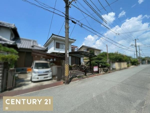 和歌山市松島　中古戸建の前面道路含む現地写真