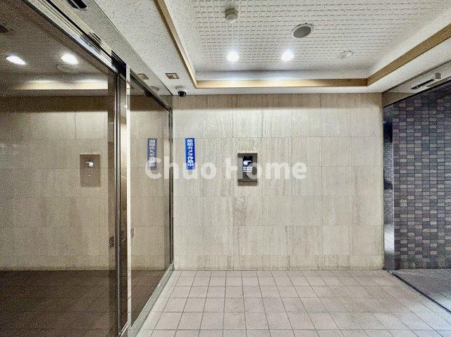 スカーラ台東根岸の防犯設備|【オートロック】オートロックシステムでセキュリティ充実。当たり前ですが、安全で安心して暮らすのって大事ですよね。お探しのご条件でオートロック付きの物件を探す方も多いですがやはりセキュリティは大事です。