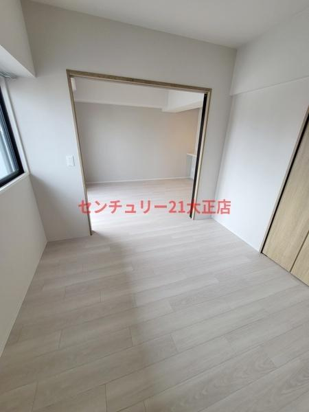 Louis Residence 弁天町の洋室|★明るい洋室★