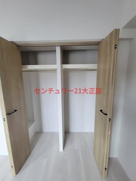 Louis Residence 弁天町の収納|★大きなクローゼット★