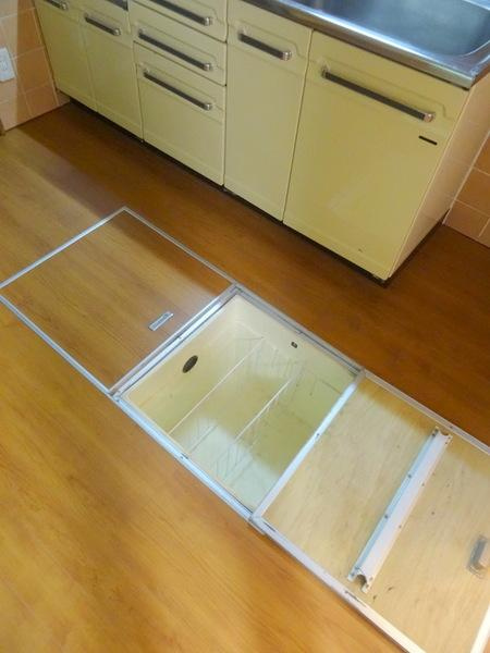 南恩加島２丁目貸家の収納|★豊富な収納★