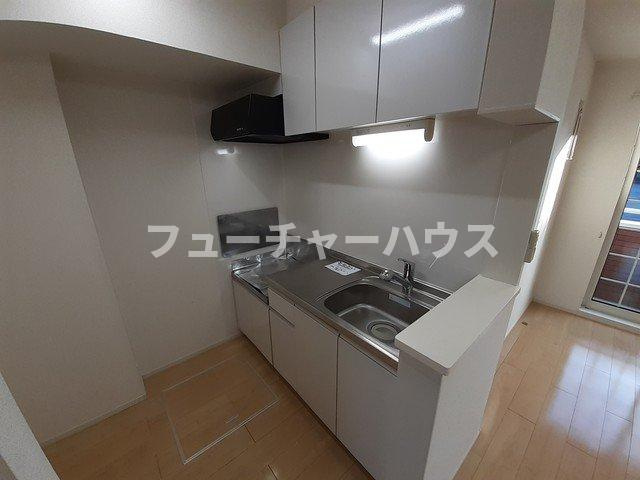 フォルシアのキッチン|コンパクトなキッチンで掃除もラクラク