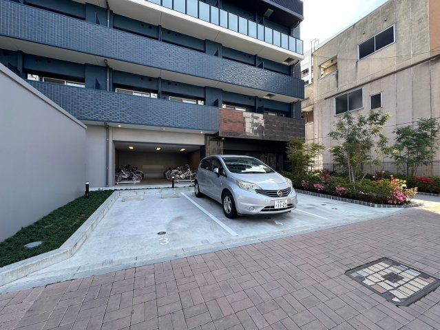 プレサンス今池駅前フェルディノ　名古屋市賃貸　仲介手数料無料の駐車場