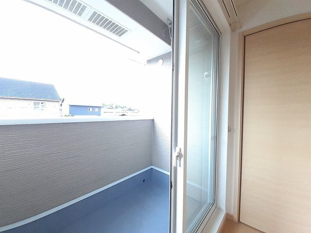 エレガンスヤツオＥのバルコニー