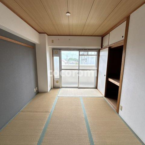 香里園ヒルズのロビー