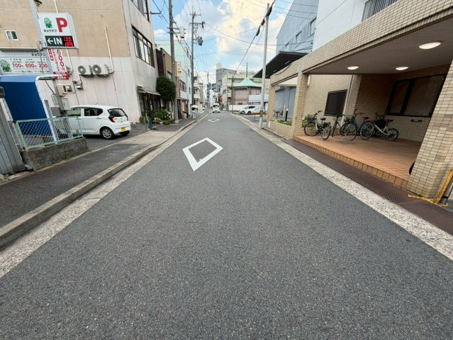 千種2丁目の前面道路含む現地写真