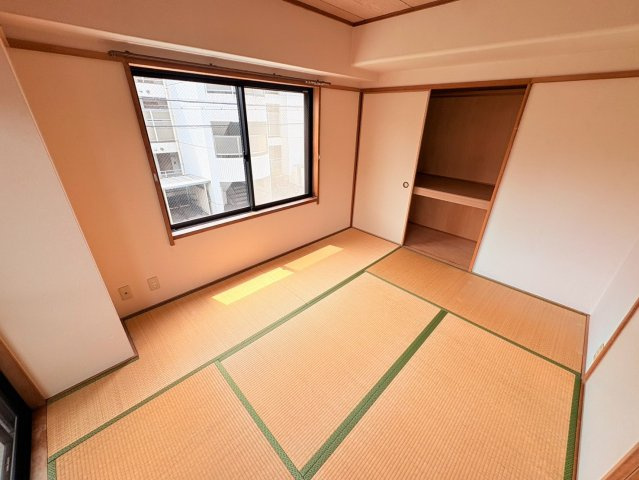 マジェスティ御影の和室