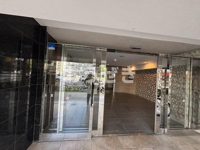 リヴシティ横濱関内弐番館のエントランス