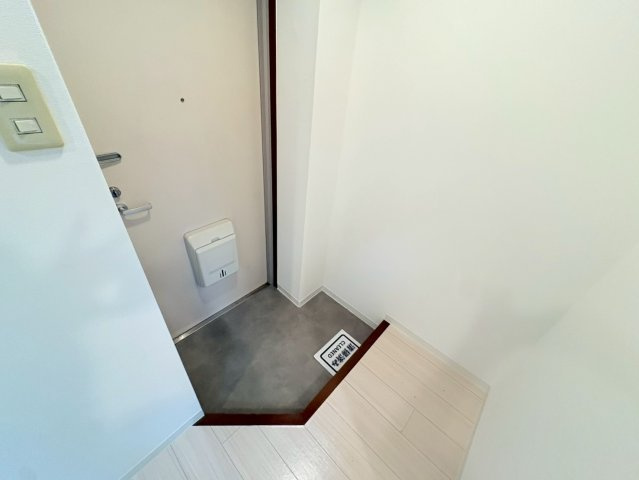 ヴィバーチェ六甲の玄関