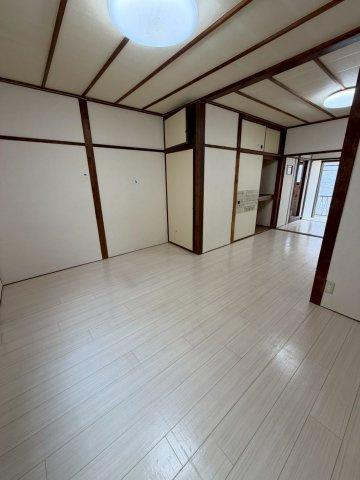 魚崎荘の居間・リビング