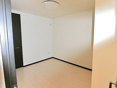 ライオンズタワー岡山表町のその他|洋室（約5.5畳）　※2020年10月撮影