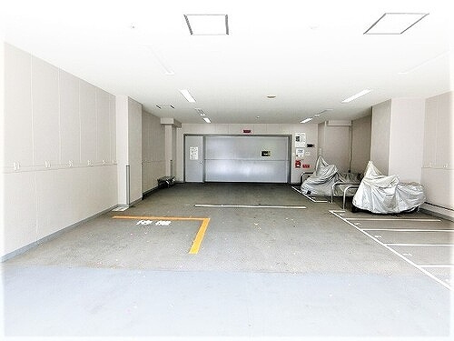 ライオンズタワー岡山表町の駐車場|タワーパーキング・バイク置場　※2022年9月撮影