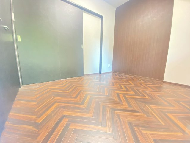 高槻市芥川町２丁目の賃貸マンションの居間・リビング