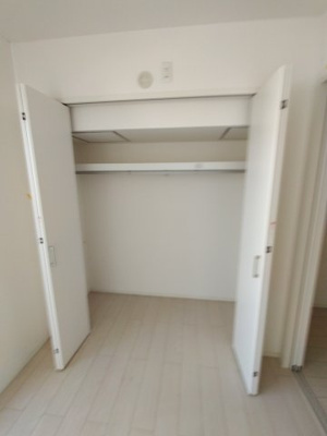  | グラスハウス