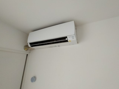  | グラスハウス