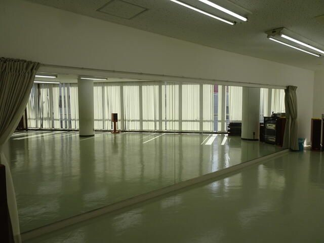 三成ほてい屋第一ビルの寝室