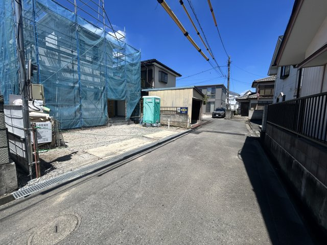新築　高崎市倉賀野町　Heartful　Town　A号棟の前面道路含む現地写真|現地写真　東側接道幅員約4.3ｍ