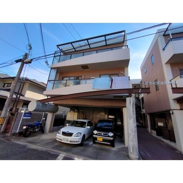 グランディア夙川Ⅰの外観