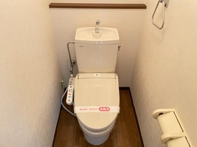 メイプルハウスのトイレ|シャワー付トイレ