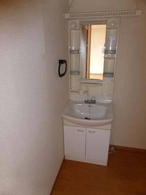 フォーティニアひらいわ　Ｅの洗面所|広い洗面スペース