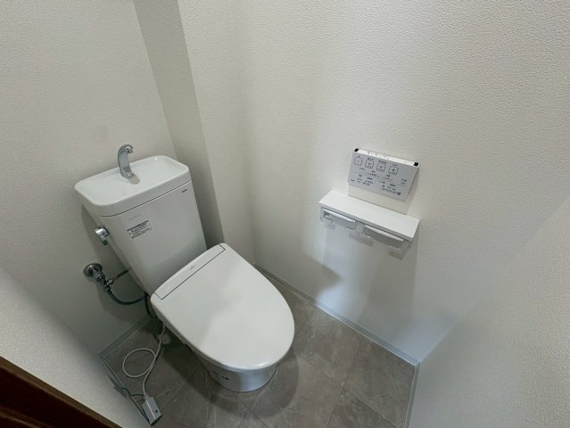 グレーシィ須磨アルテピアⅡ番街のトイレ|コンパクトで使いやすいトイレです